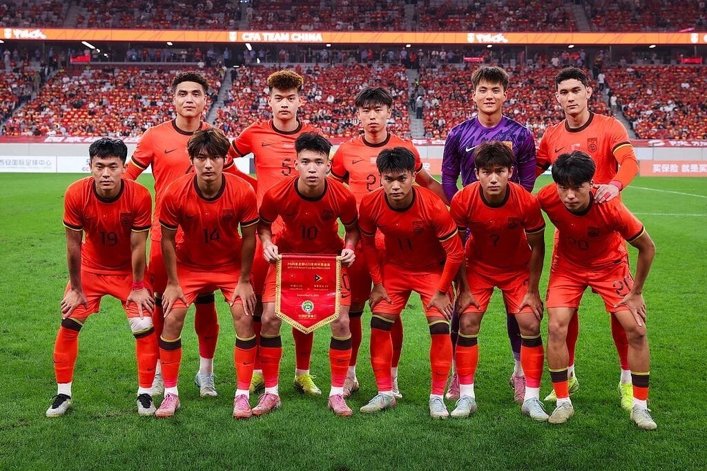 德甲三强齐,奥格斯堡爆,冷逆袭豪门,体彩乐彩网,体育彩票,乐彩网,足球彩票,篮球彩票,官方网站